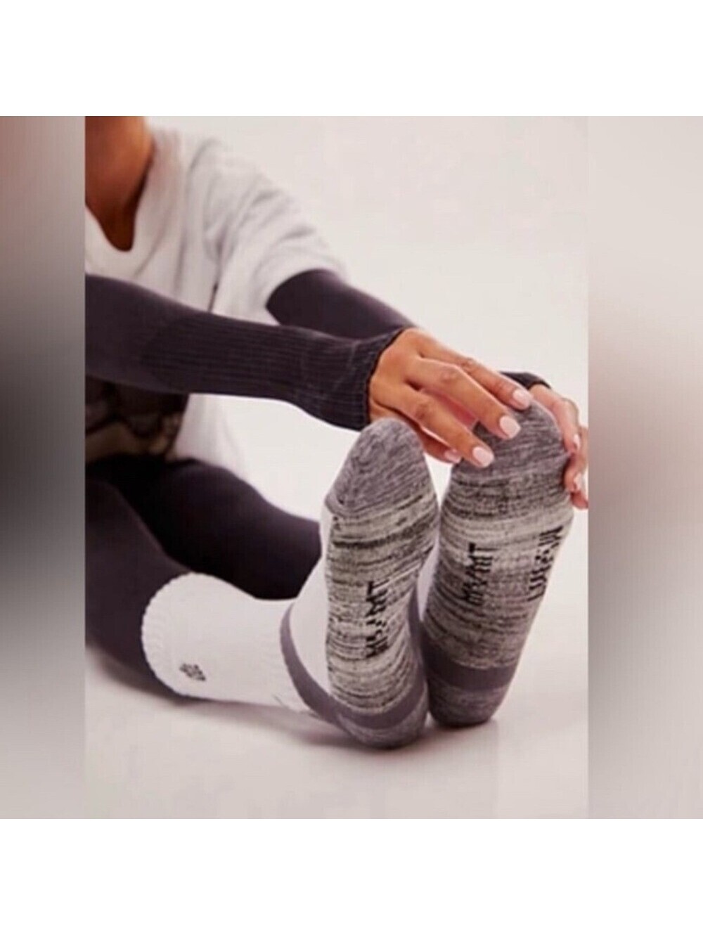 Free People Movement Tube Sock One Size White New Ribbed Athletic Crew Logo Soft - Picture 2 of 8
